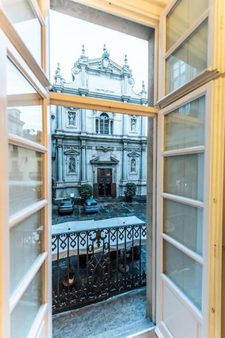 Grand Palace Apartment -Centro Storico Turin Exterior photo